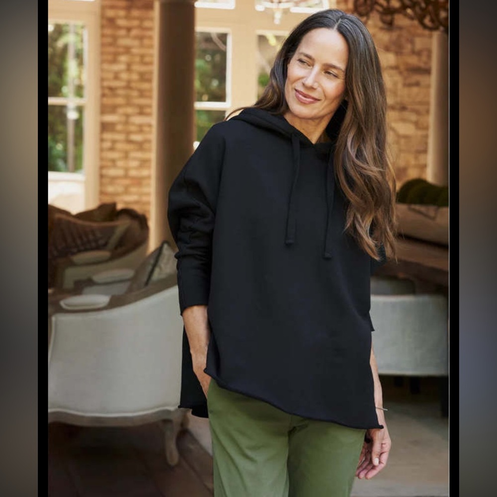 Frank and Eileen Relaxed Kane Capelet Hoodie in Black (Size XS)